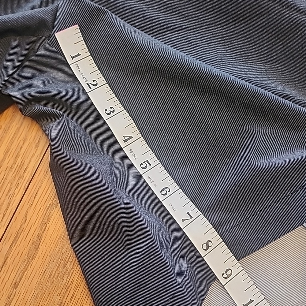 Greg Norman Men's Charcoal Black Shorts - Picture 13 of 13